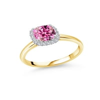 Gem Stone King 10K žuti zlatni prsten sa bijelim zlatnim zupčanim prstima Pink Moissine stvorio je safir
