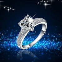 Valentine obećava prstene za nju sa zaručnim prstenom
